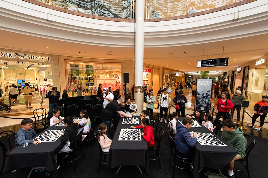 Chadstone welcomes Blanc Noir a spectacle of interactive