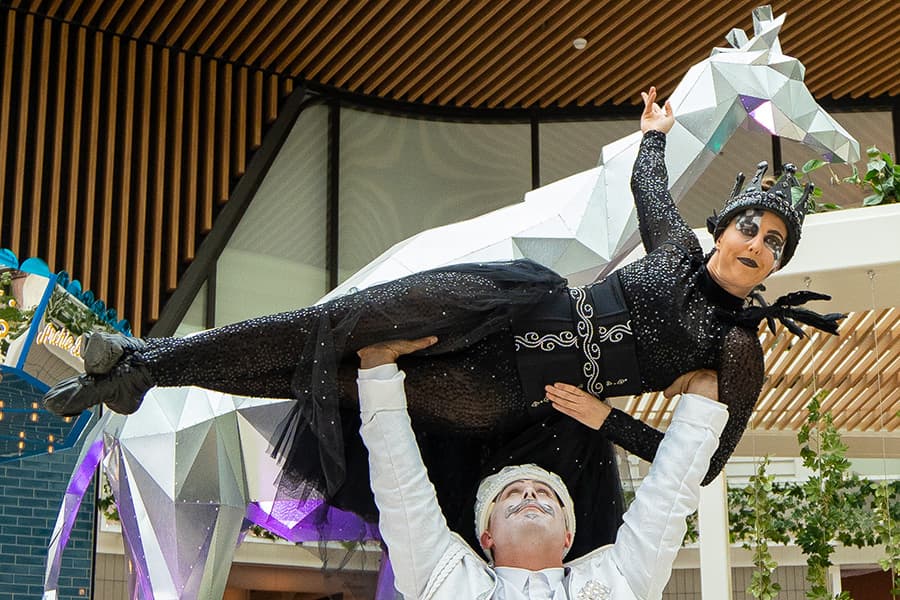 Chadstone welcomes Blanc Noir a spectacle of interactive